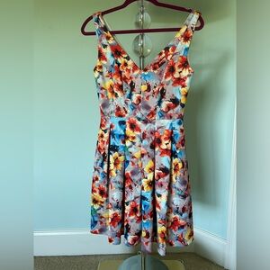 Floral Betsy Johnson Dress 🦩